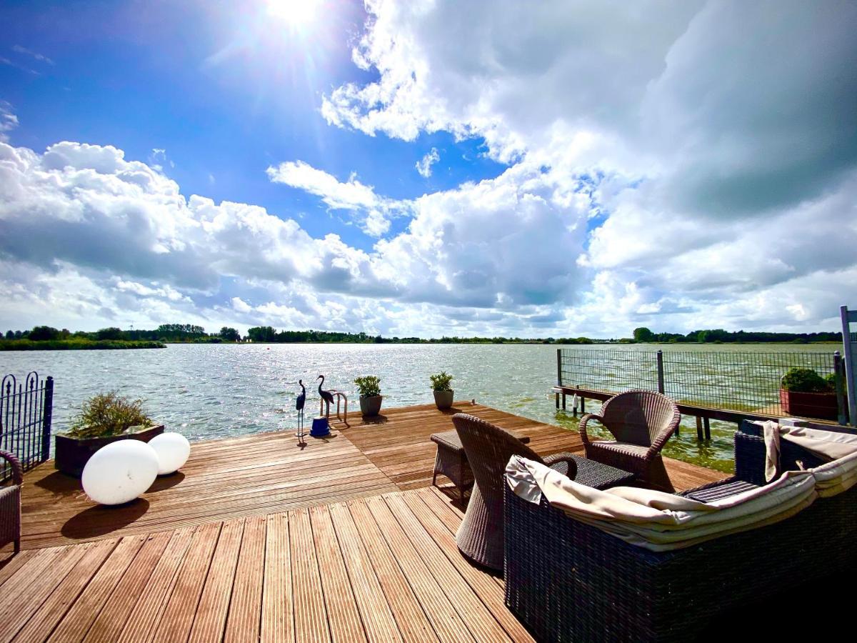 Ferienhaus Mit Wundervollem Seeblick Ferienpark Vislust Ijsselmeer Wervershoof Buitenkant foto