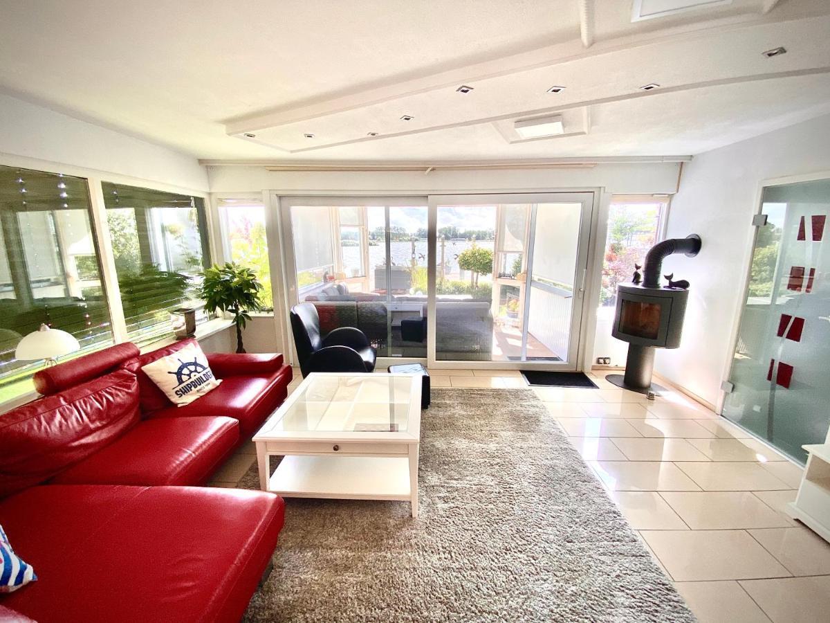 Ferienhaus Mit Wundervollem Seeblick Ferienpark Vislust Ijsselmeer Wervershoof Buitenkant foto
